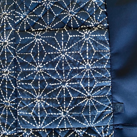 Lululemon Jacket - Picture 4 of 11